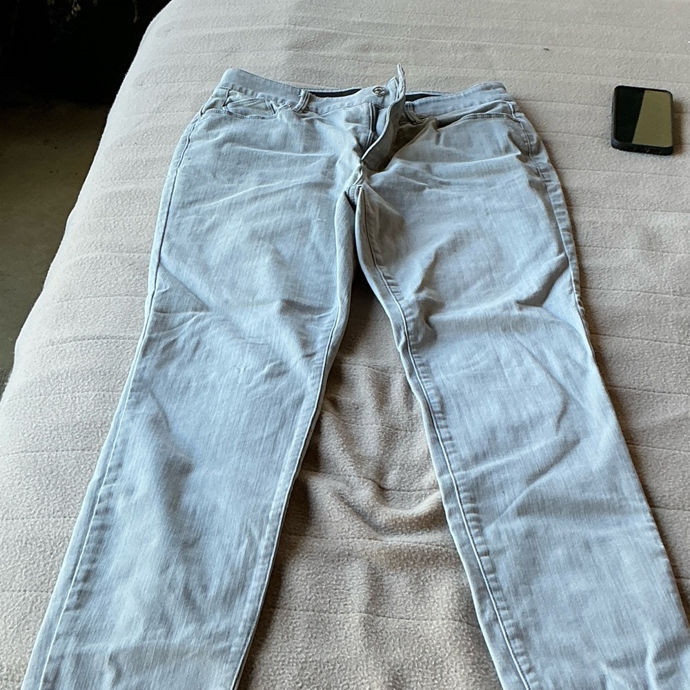 Chico's Straight Leg Jeans in Light Gray